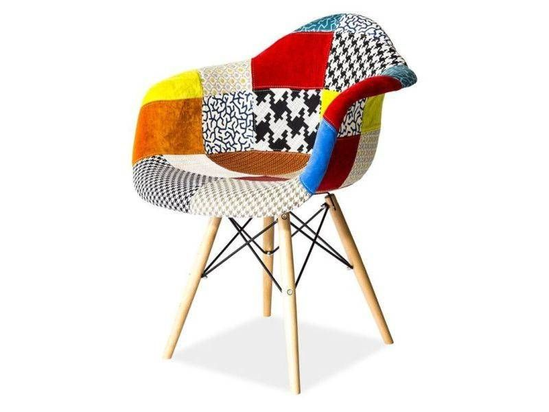 Originálne kreslo navrhnuté v patchwork štýle, buk/mix