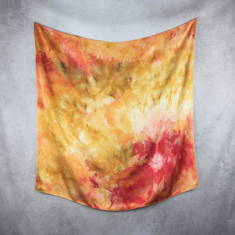 Hodvábna šatka LIMITED_315, 90×90 cm, ručne vyrábaná na Slovensku