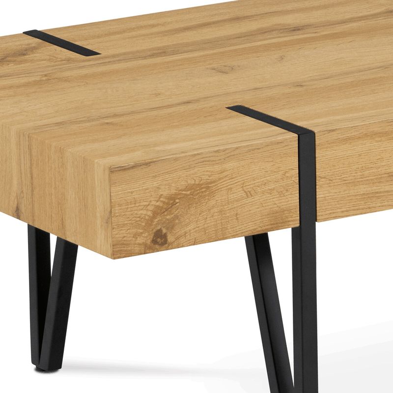 Konferenčný stolík vo farbe dub s výškou lubu 10 cm