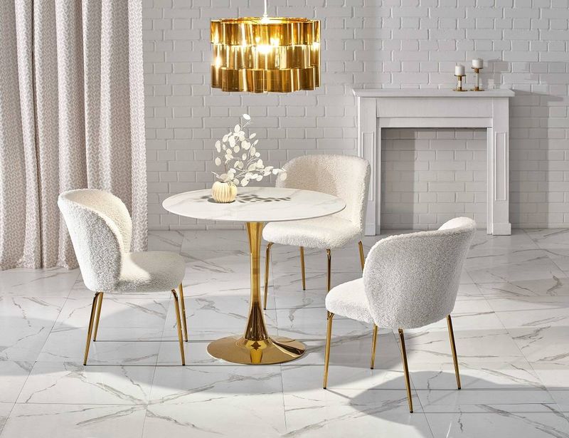 Elegantná jedálenská stolička zlatá – krém