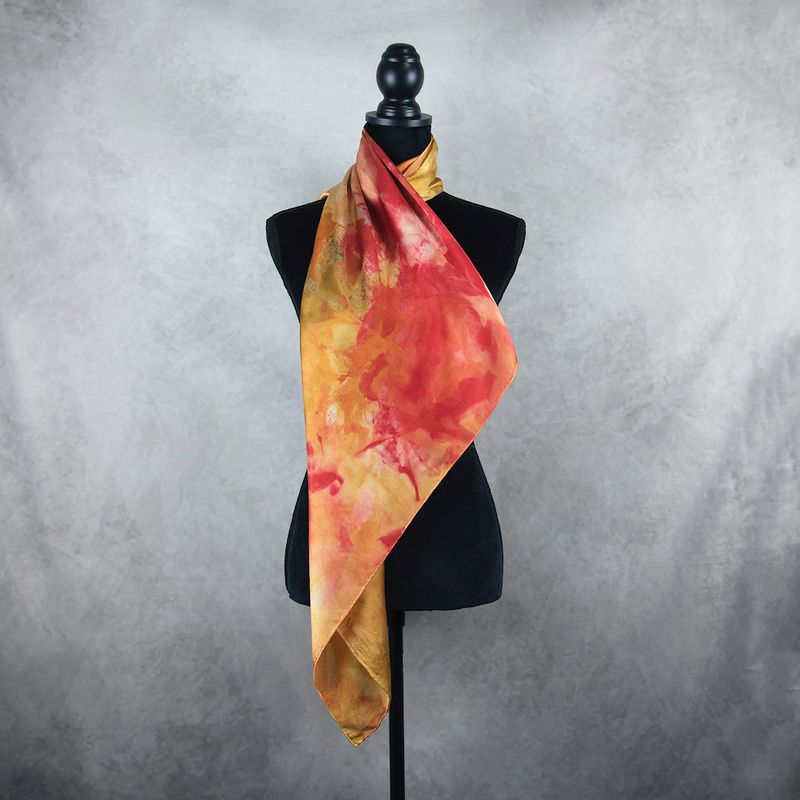 Hodvábna šatka LIMITED_315, 90×90 cm, ručne vyrábaná na Slovensku