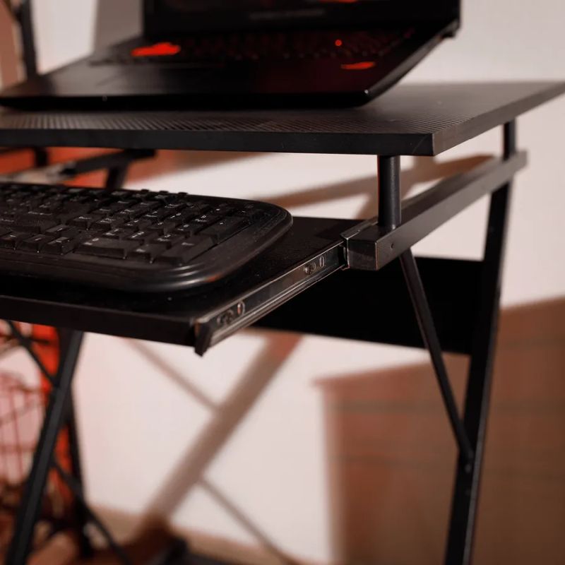 Pojazdný PC stôl/herný stôl s kolieskami, čierny